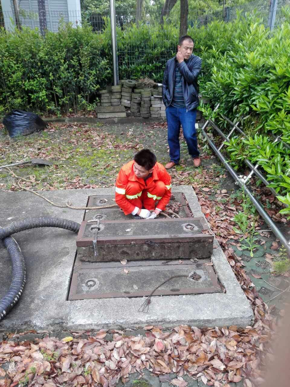 喀左吸污抽粪